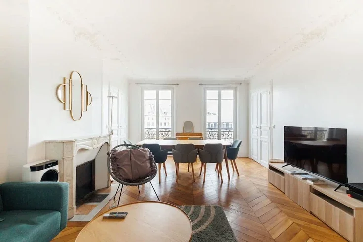 Flat Boulevard Richard-Lenoir in Paris