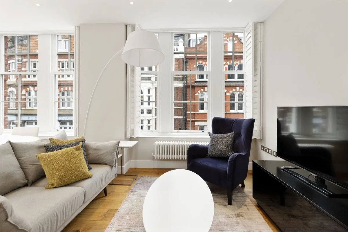 Flat Long Acre in City of Westminster