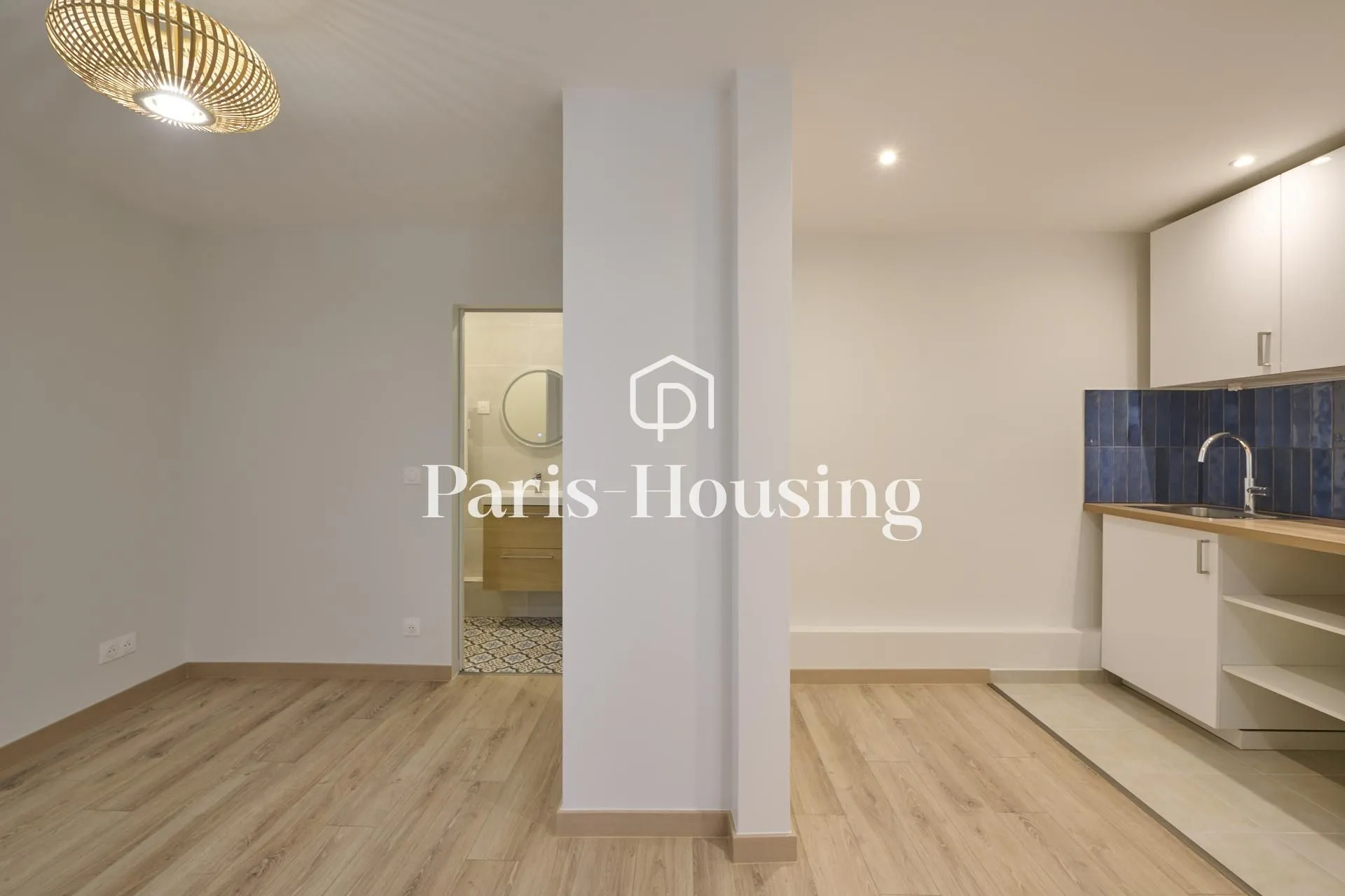 Appartement Square Sédillot à Paris