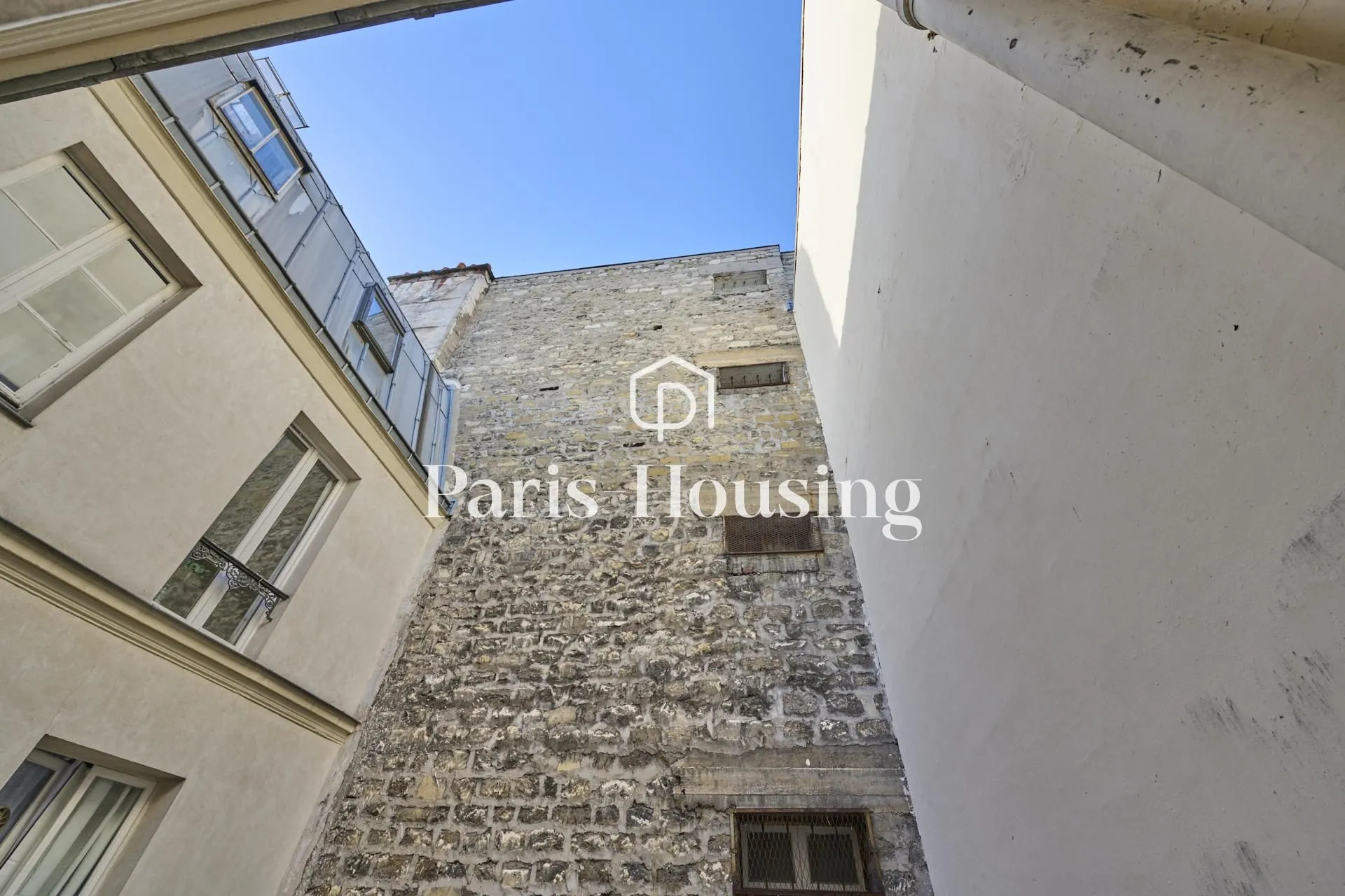 Appartement Square Sédillot à Paris