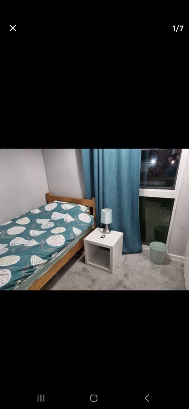 Room Charborough Road in Bristol