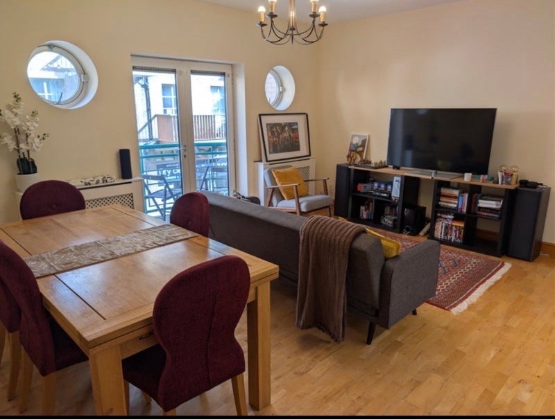 Room Queen Elizabeth Street in Greater London