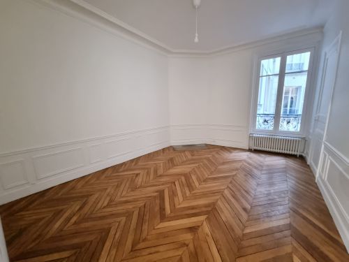 Appartement Boulevard Diderot à Paris