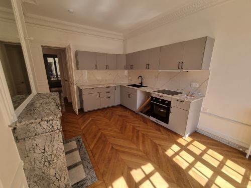 Appartement Boulevard Diderot à Paris
