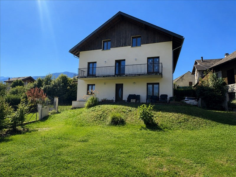 Maison Rue du Chef-Lieu à Chamousset