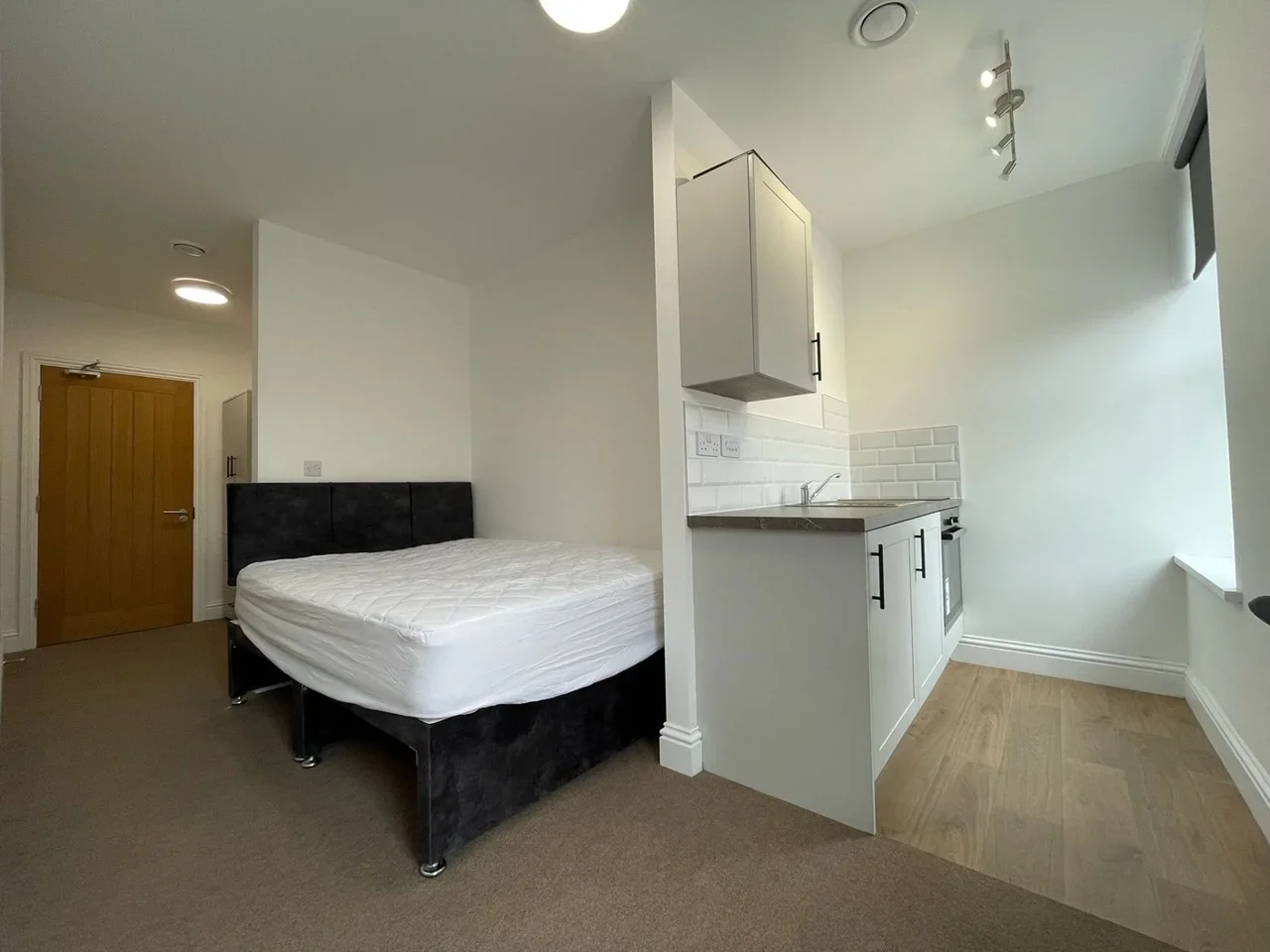 Room Saint James' Court in Derby
