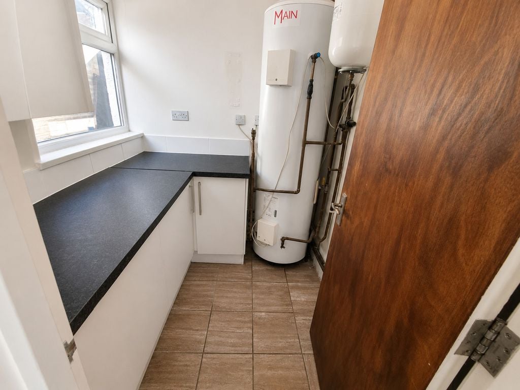 House Golden Crescent in Greater London