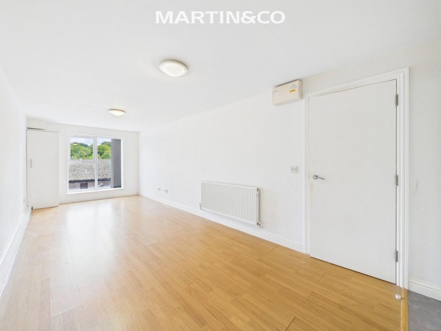 Flat Liscombe in Bracknell