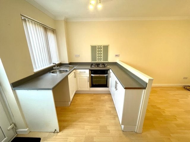 Flat Rosevean Close in Bridgwater