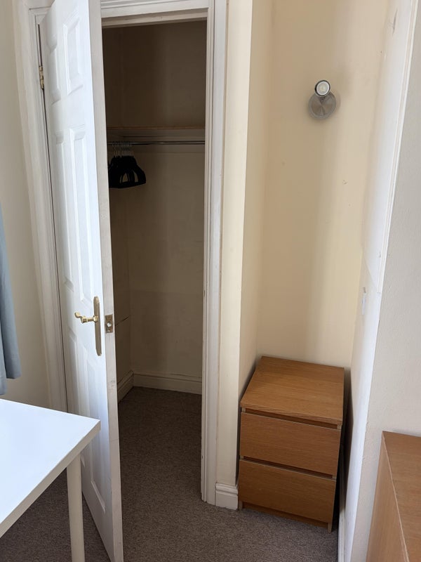 Room Redcliffe Parade East in Bristol