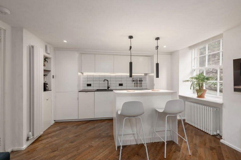 Flat Belford Road in City of Edinburgh