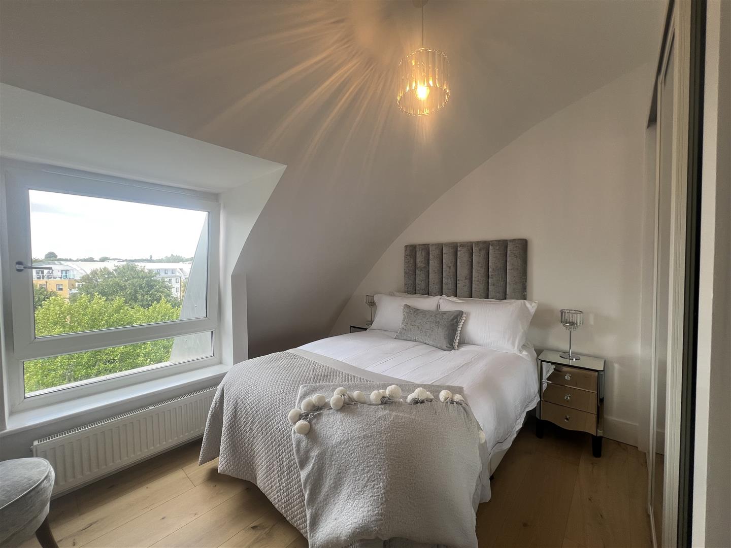 Room Claud Hamilton Way in East Hertfordshire