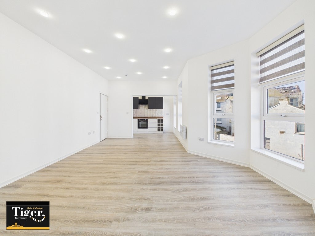 Flat Lansdowne Place in Blackpool