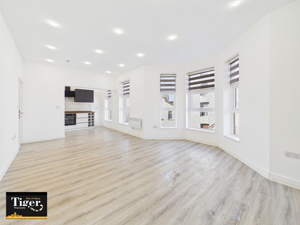 Flat Lansdowne Place in Blackpool