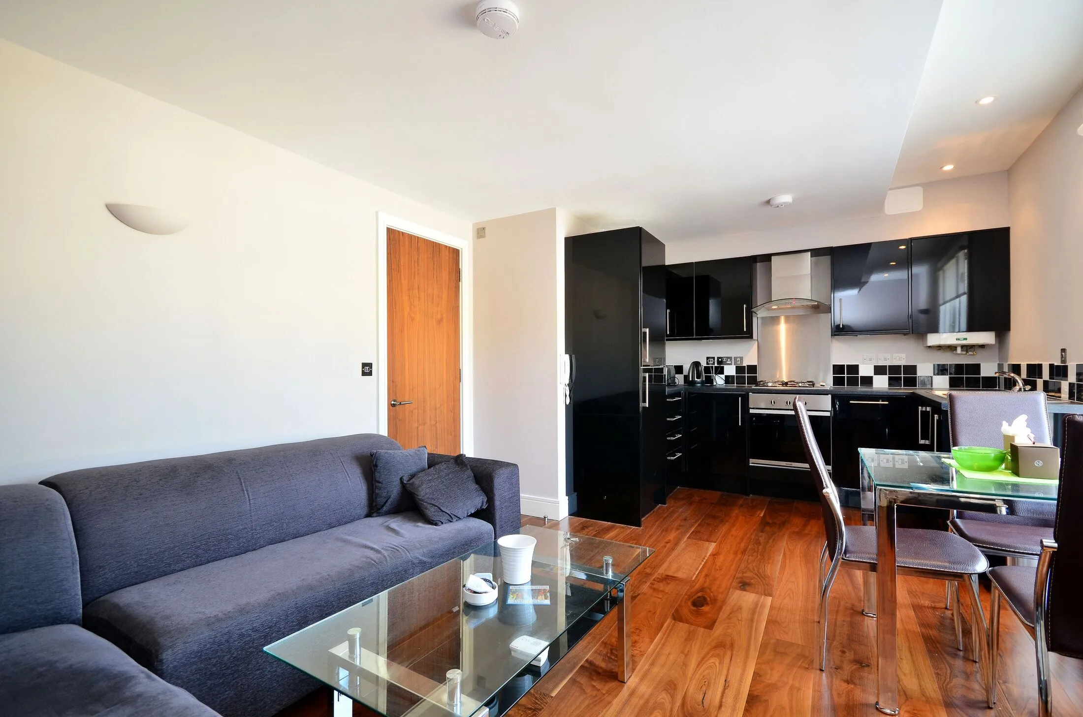 Flat Chaseley Court in Greater London
