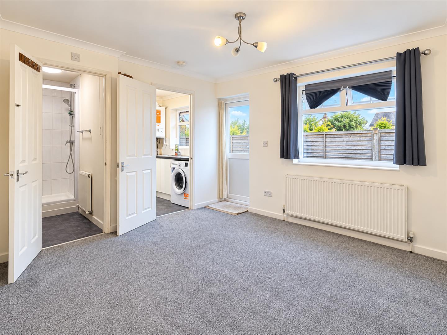 Flat Watling Avenue in Greater London