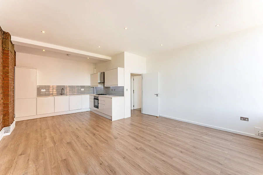 Flat Arbutus Street in Greater London