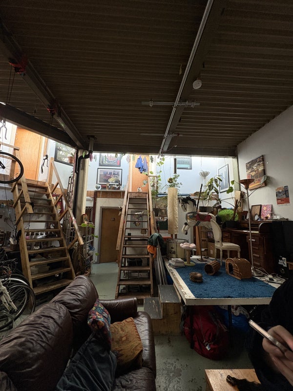 Room Catwalk Place in Greater London