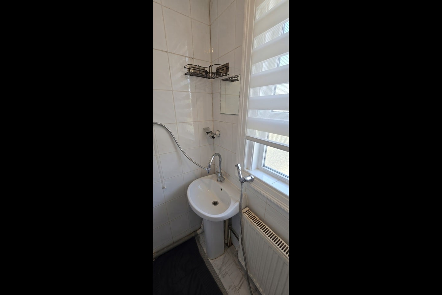 Room Marsh Road in Luton