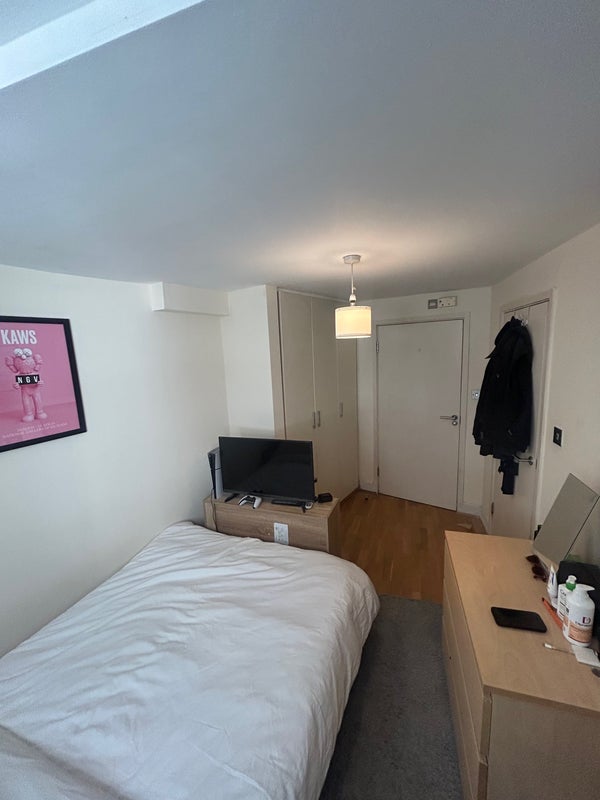 Room Caledonian Road in Greater London