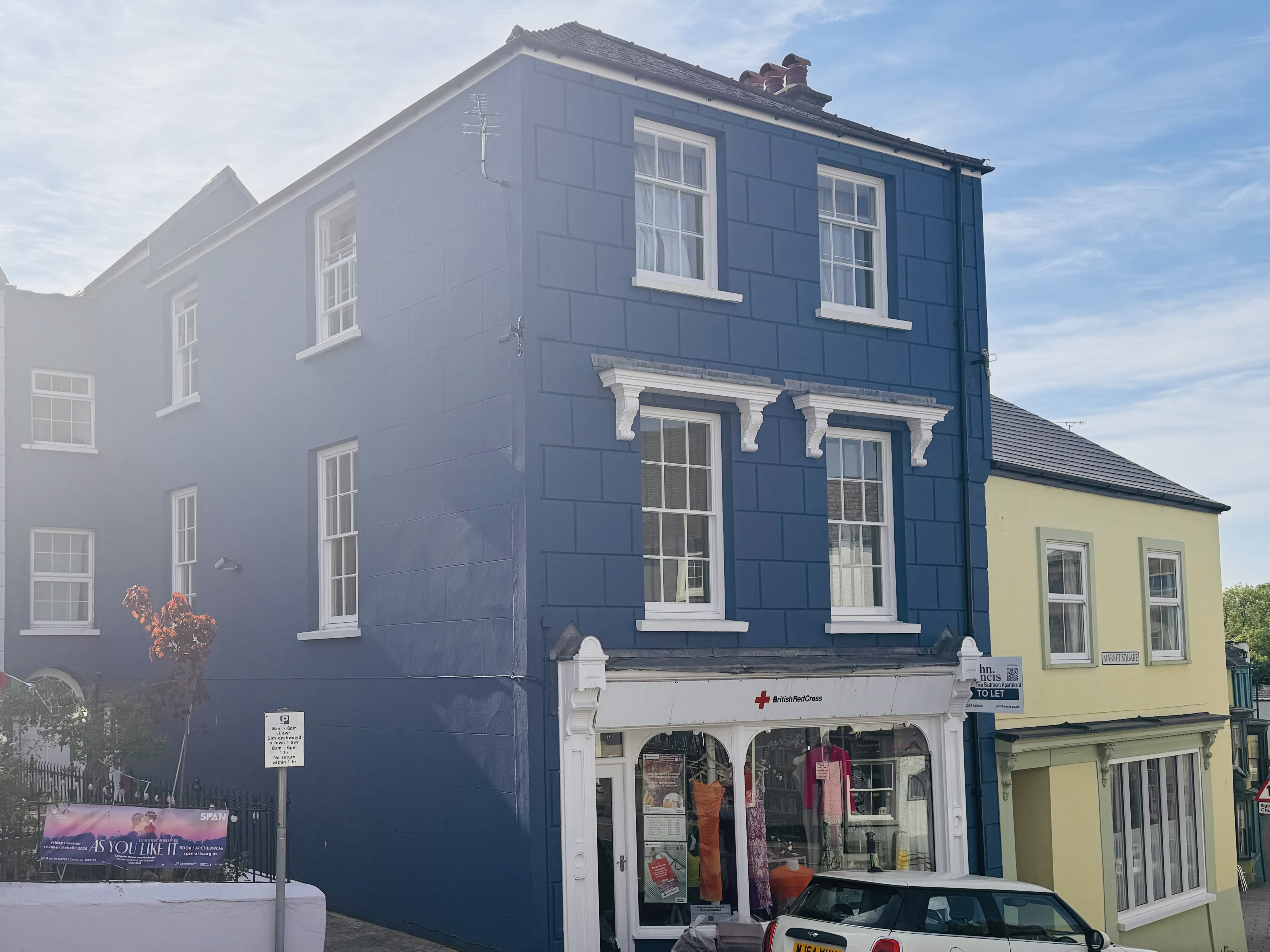 Flat Market Square in Narberth
