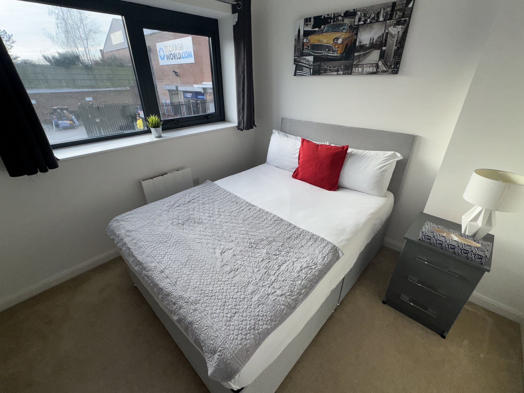 Flat Raglan Street in Wolverhampton