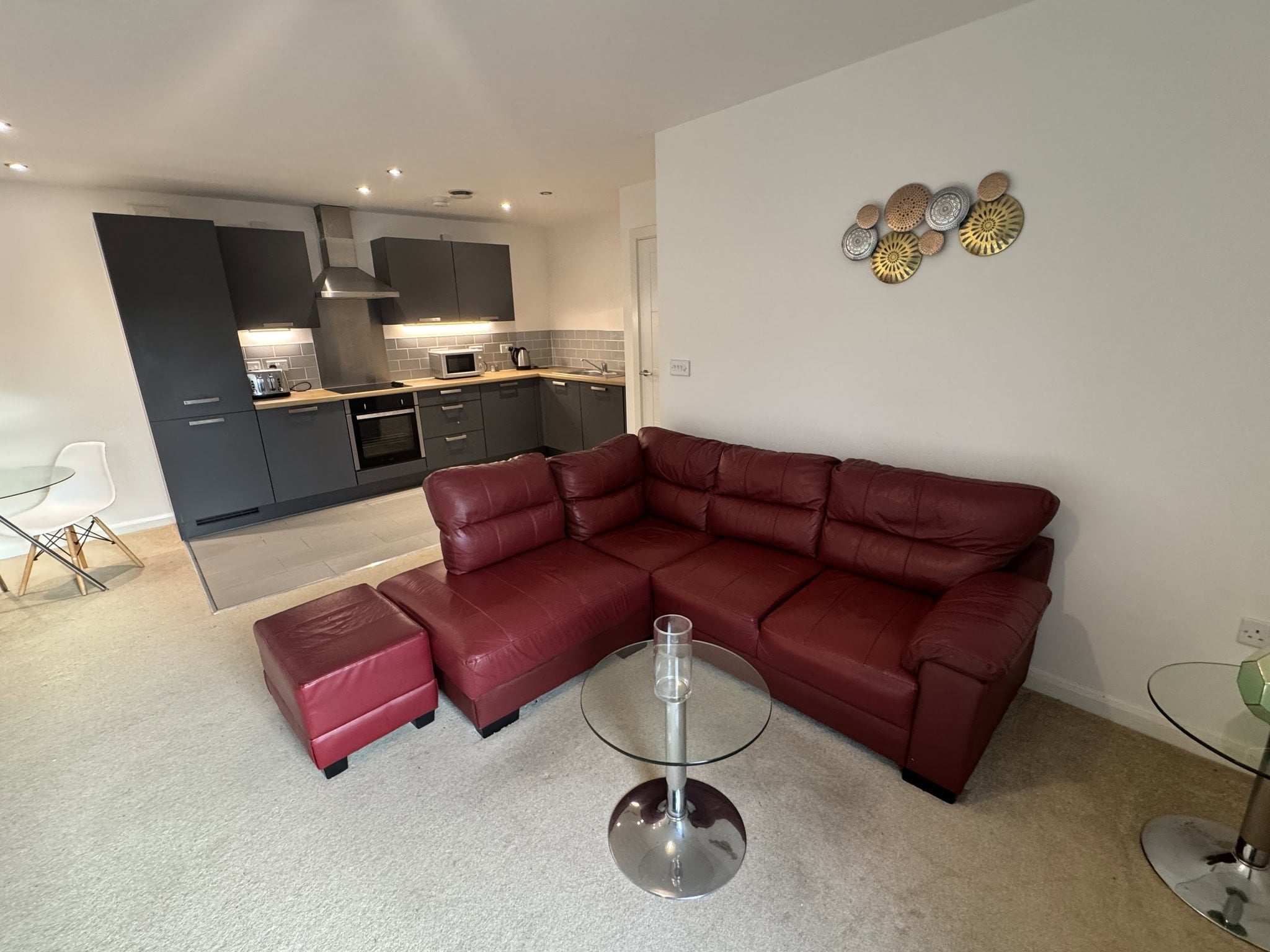 Flat Raglan Street in Wolverhampton
