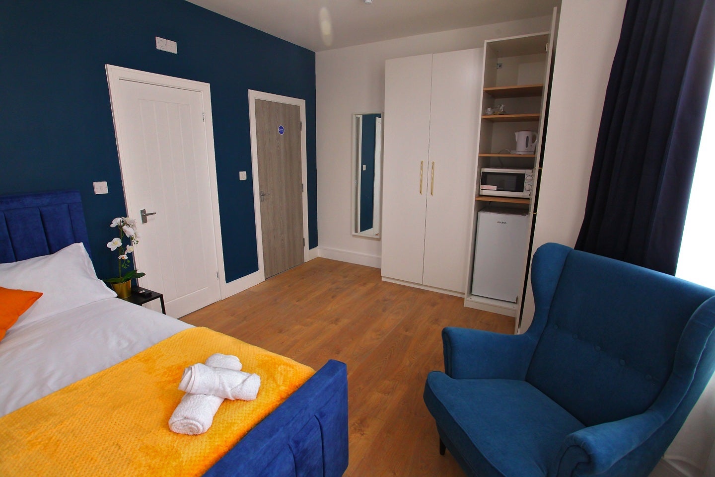 Room Hartington Street in Barrow-in-Furness