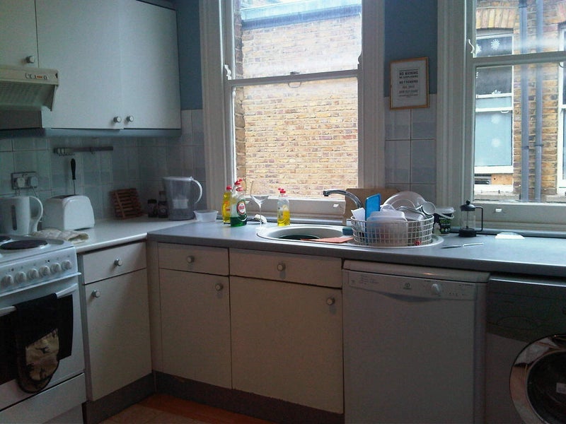 Room Wymering Road in City of Westminster