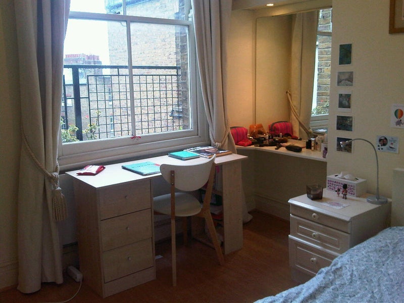 Room Wymering Road in City of Westminster