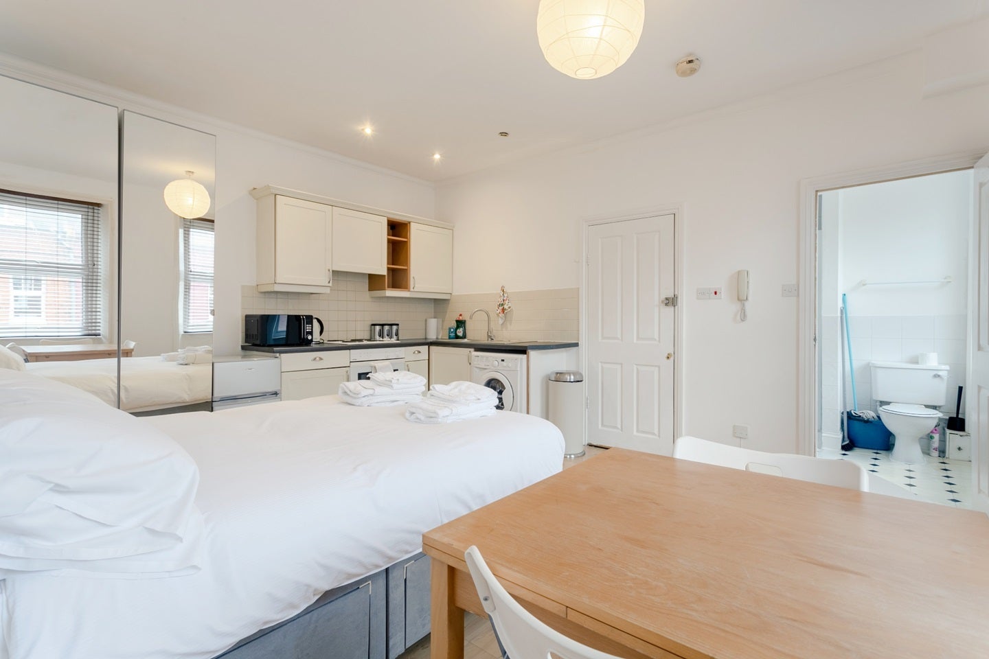 Flat Charleville Road in Greater London