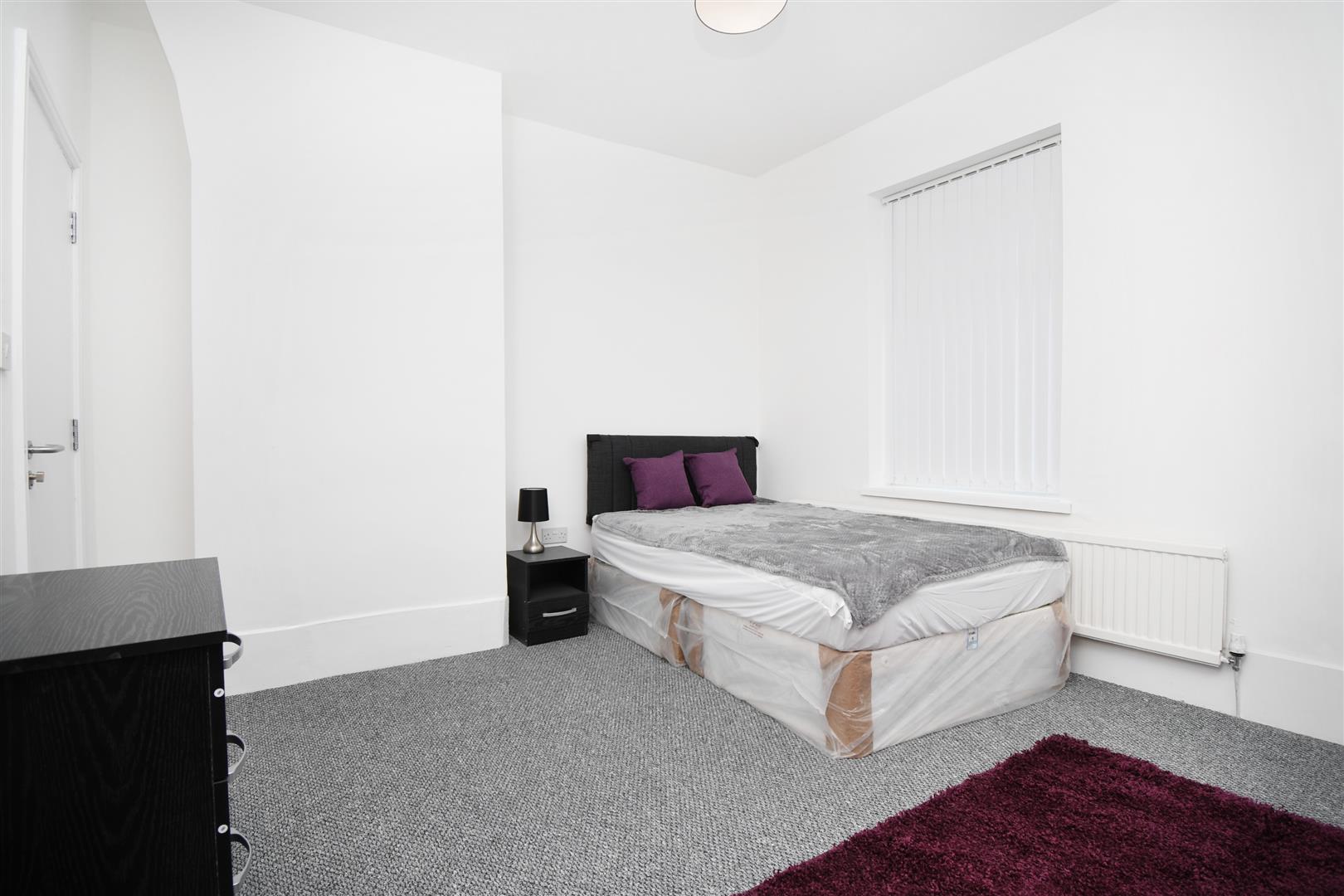 Room Hale Street in Burnley