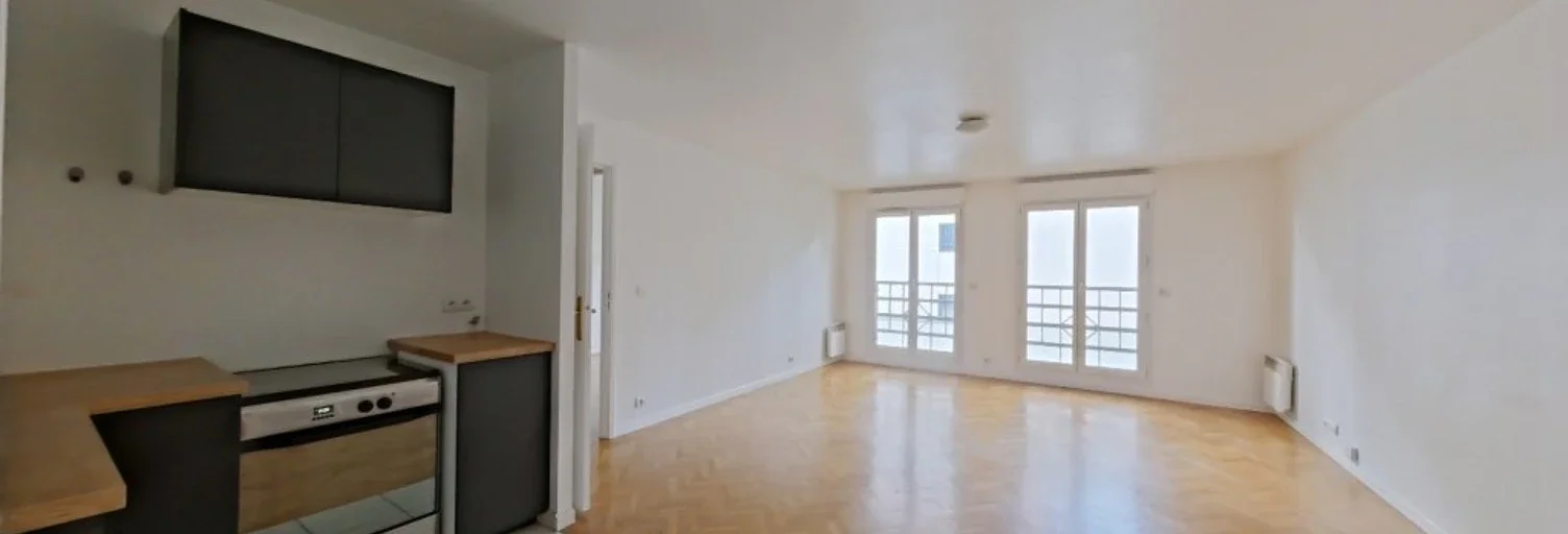Appartement Rue des Pavillons à Paris