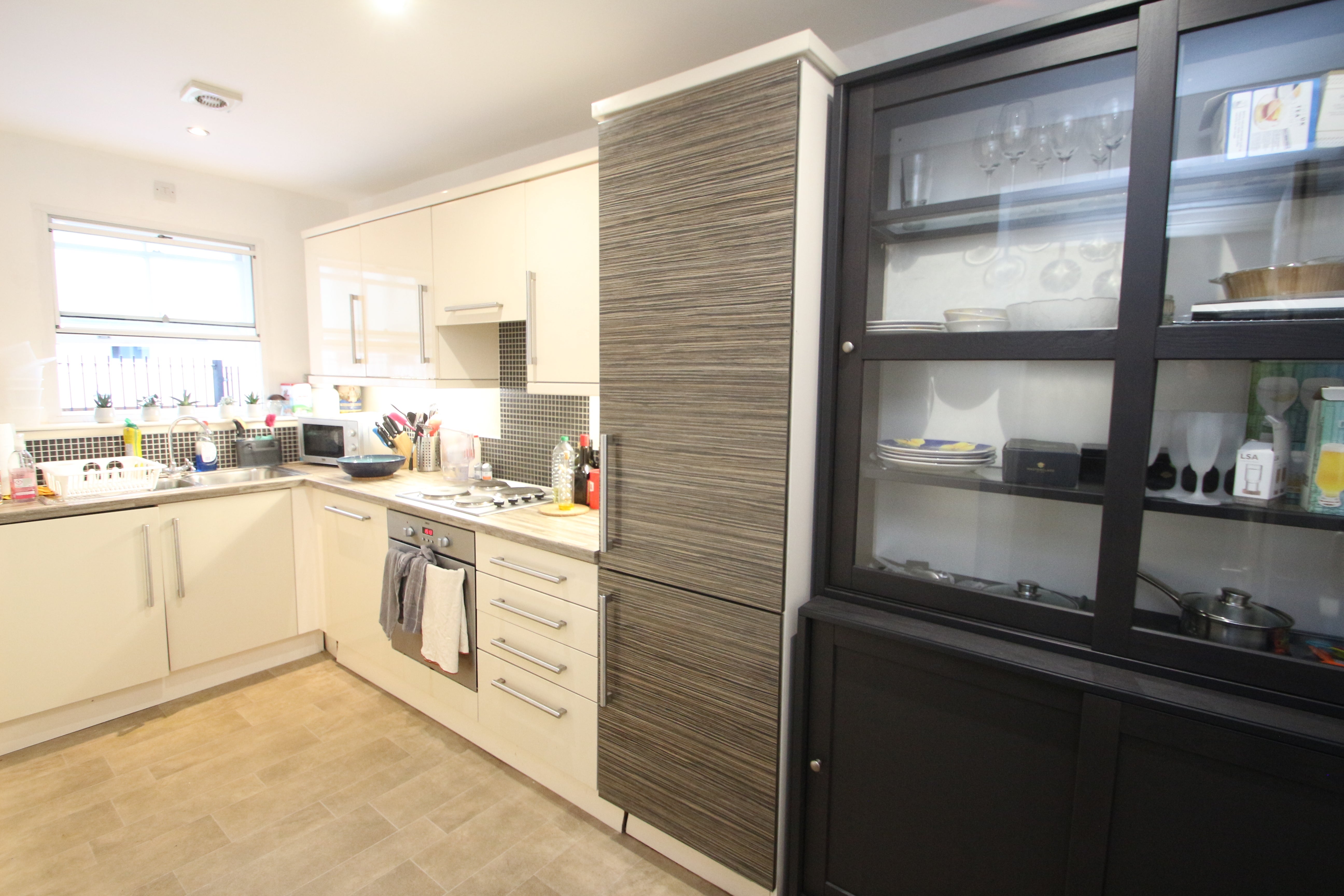Flat Higham Place in Newcastle upon Tyne