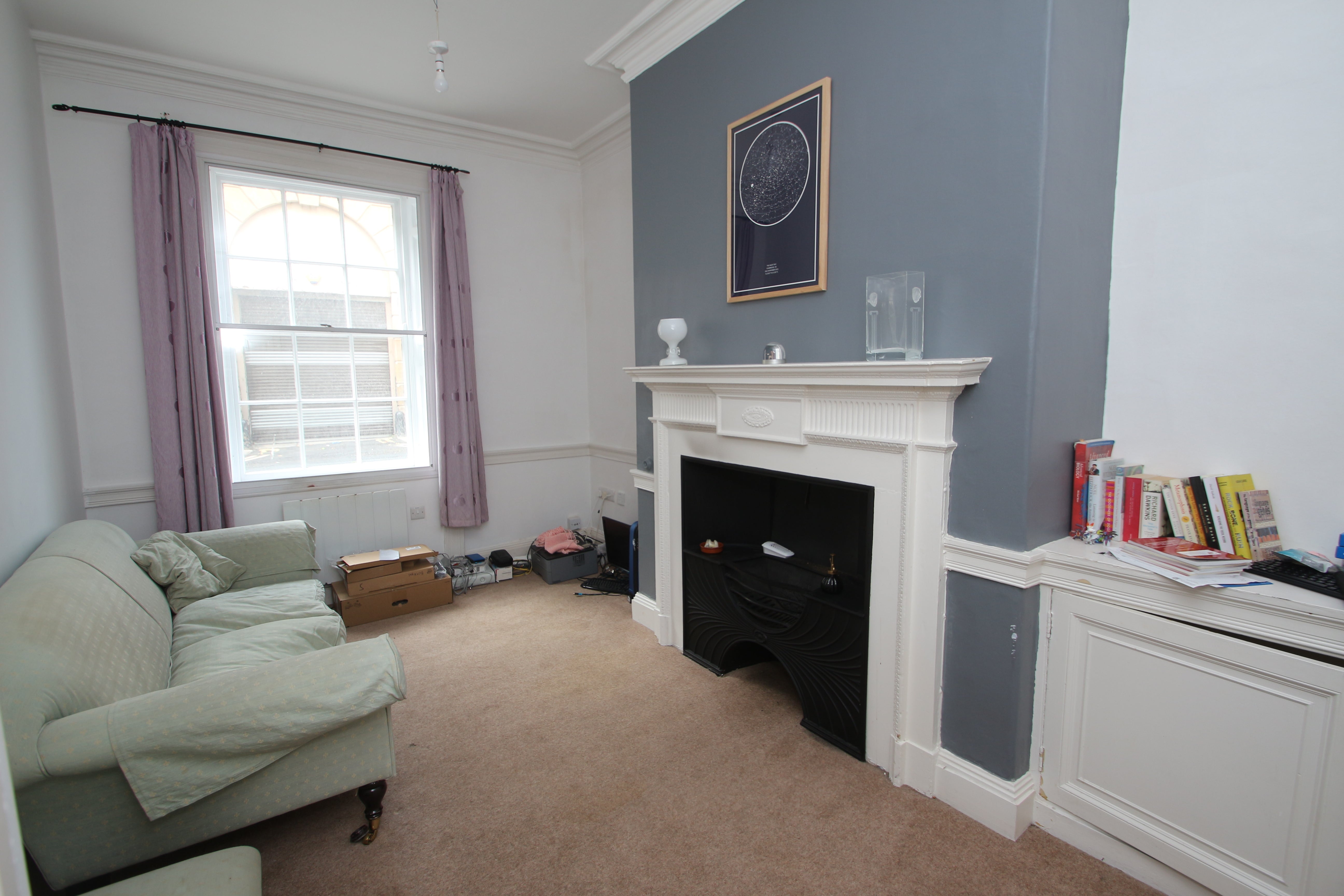 Flat Higham Place in Newcastle upon Tyne