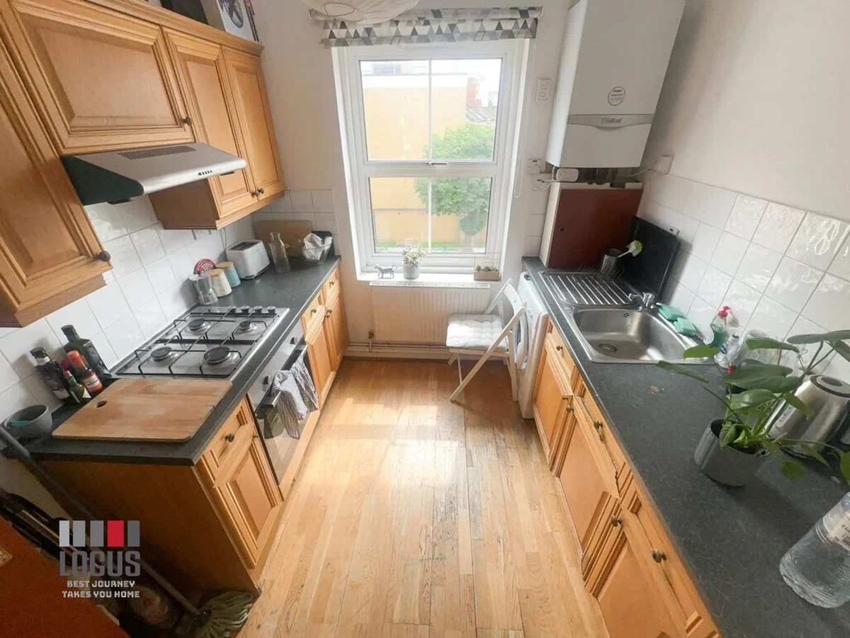 Flat Amhurst Road in Greater London