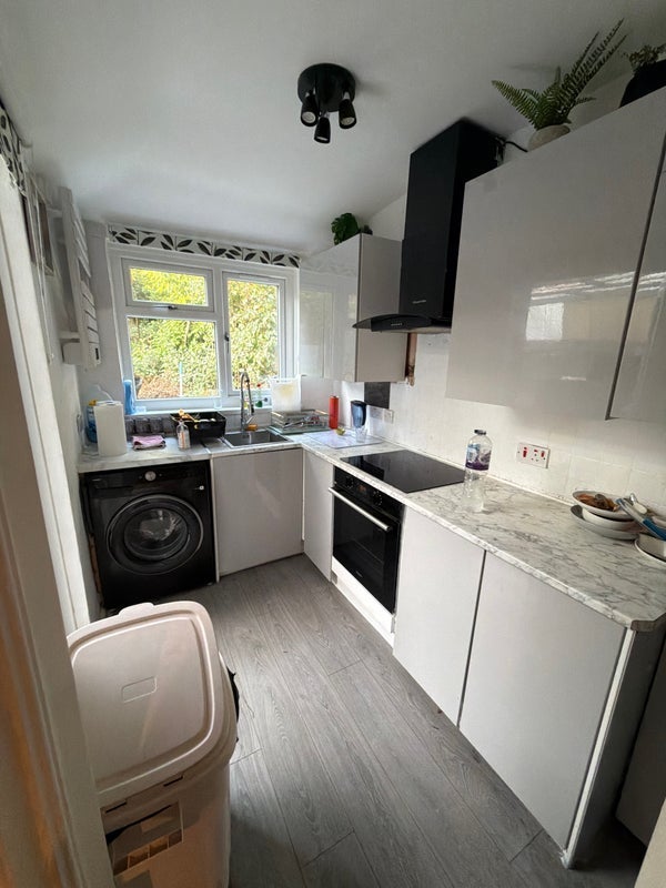 Room Quinton Road in Birmingham
