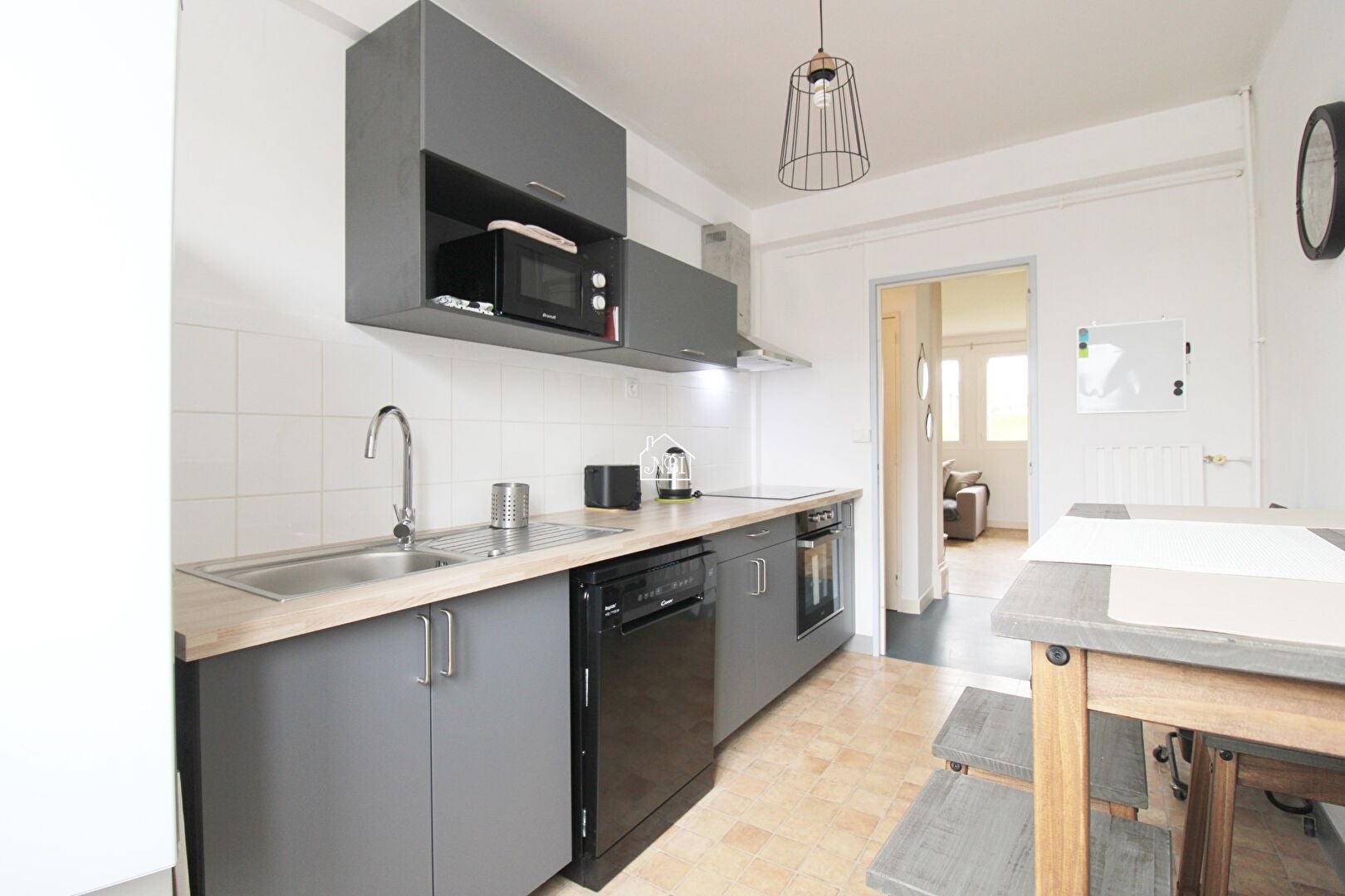 Chambre Rue Madame de Sévigné à Laval