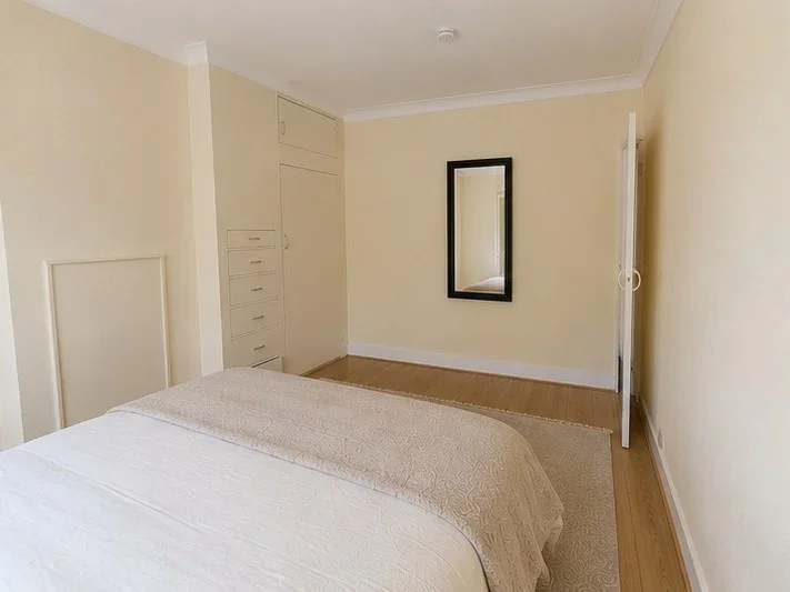 Room Hazelbrouck Gardens in Greater London