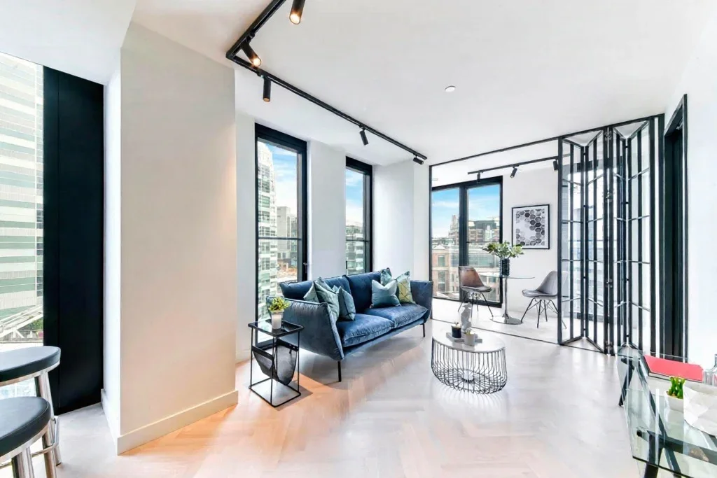 Flat Wilson Street in City of London