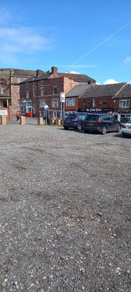 Flat Swan Square in Stoke-on-Trent