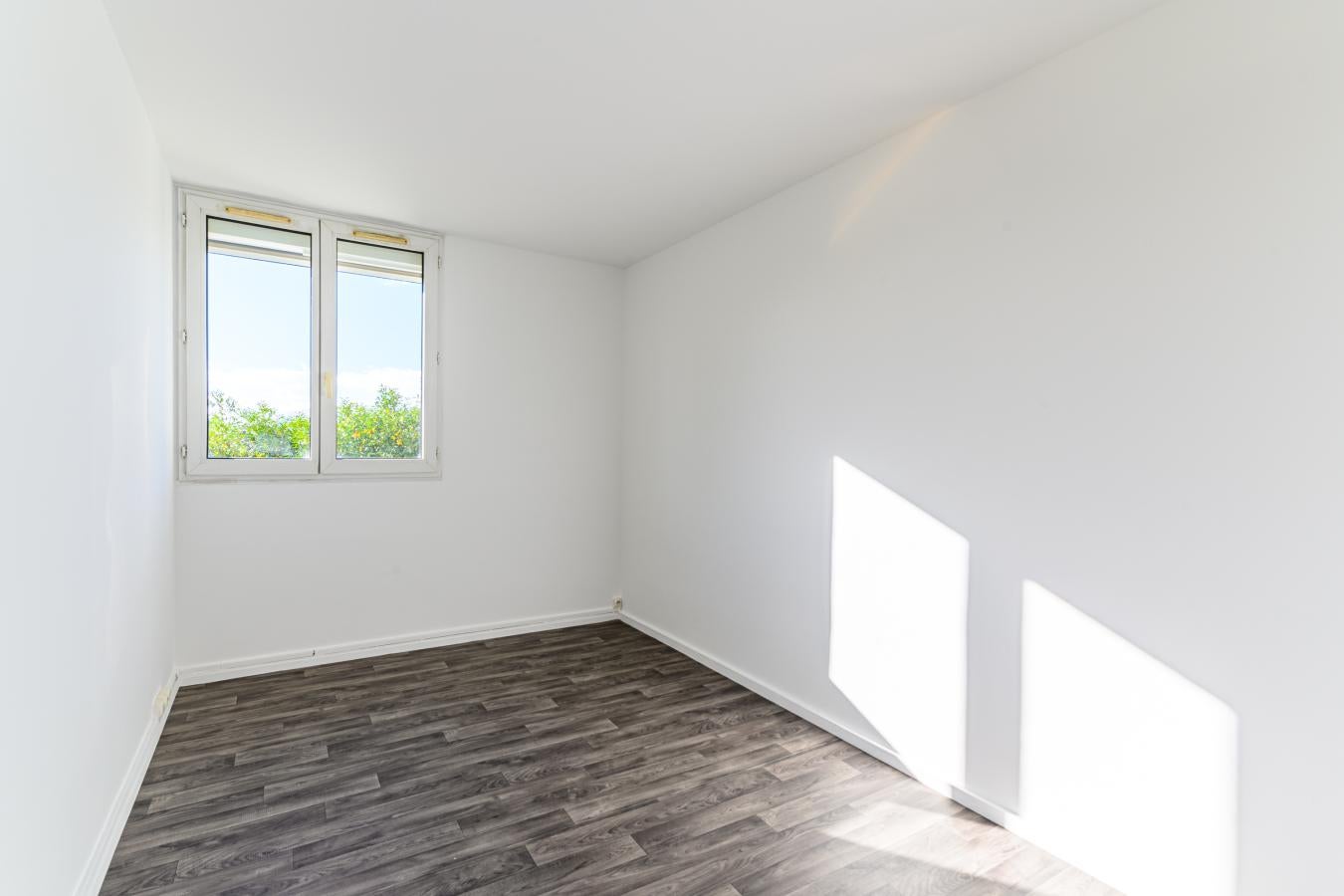 Flat Rue Antoine de Saint-Exupéry in Le Kremlin-Bicêtre