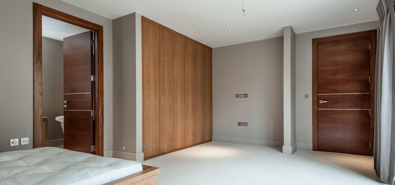 House Kimber Road in Greater London