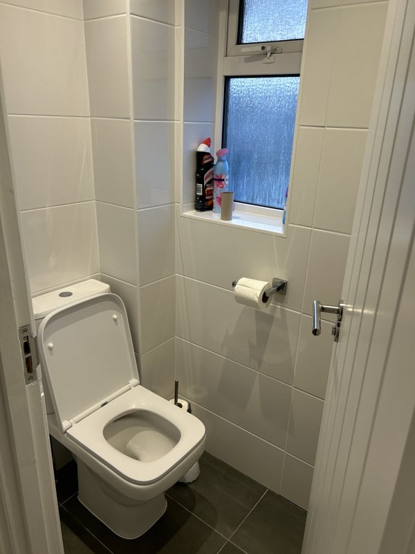 Room Lincoln Way in Slough