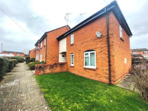 Flat Monks Close in Wychavon