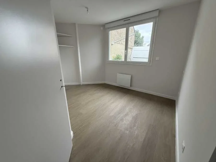 Flat Route de la Pyramide in Angers