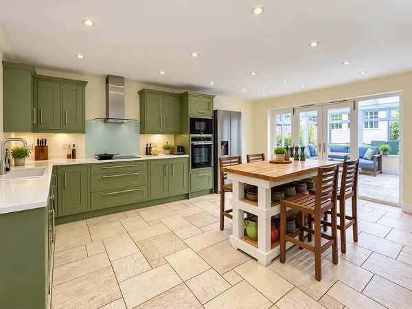 Flat Yardley Park Road in Tonbridge and Malling