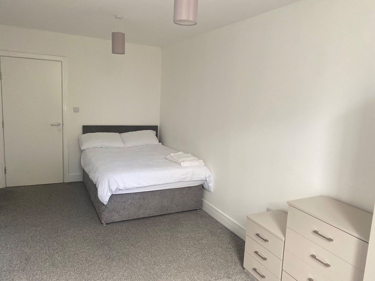 Flat Newport Crescent in Middlesbrough