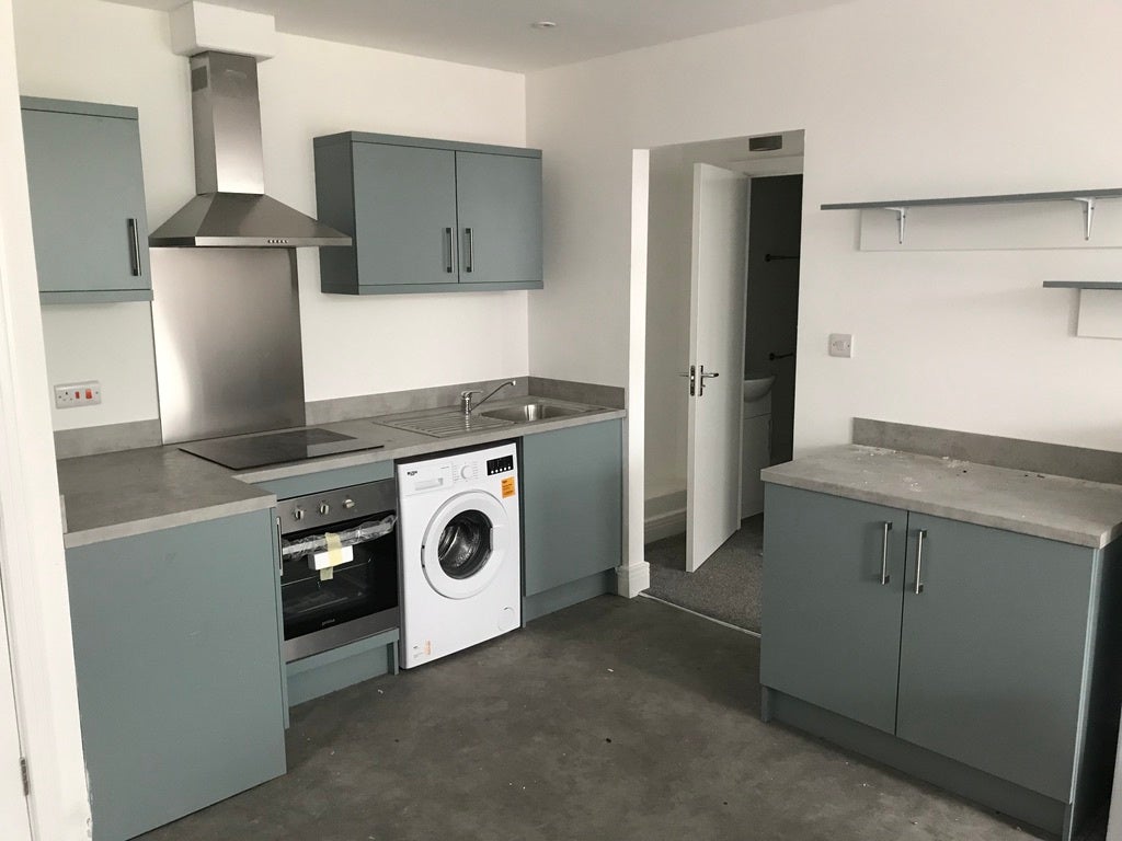 Flat Newport Crescent in Middlesbrough