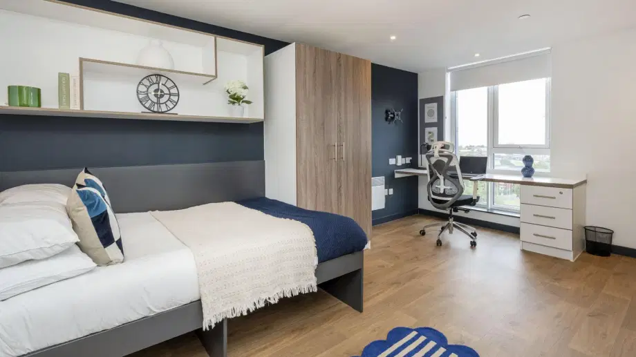 Room Devon Street in Liverpool